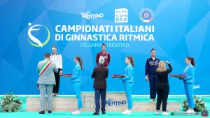 podio cerchio sfe01935 copia simone ferraro ph